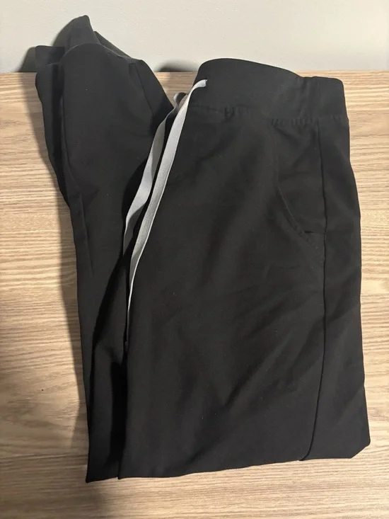 Figs joggers - Picture 1 of 1